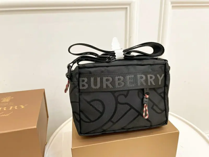 burberry aaa homme mini sac a main s_11010751